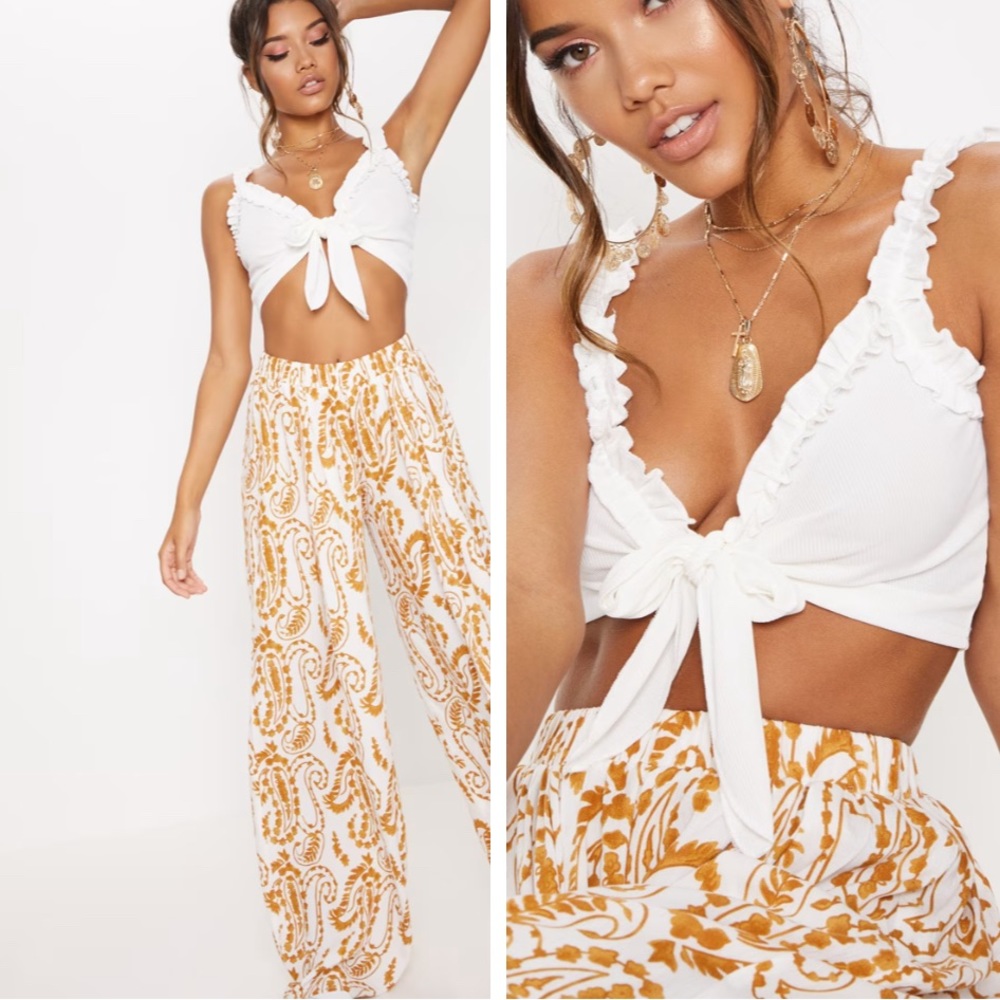 PrettyLittleThing White Ruffle Tie Front Crop Top - Picture 4 of 4